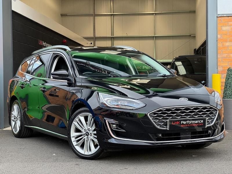 Black Used 2020 Ford Focus Vignale Estate | £16,495 (Fair price) - Image 1/4