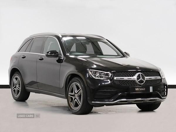 Black Used 2020 Mercedes 220 AMG line Estate | £23,995 (Super price) - Image 1/4