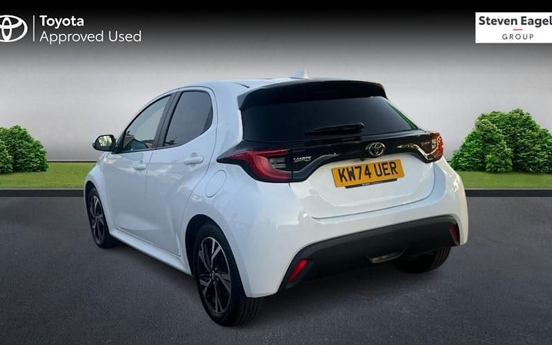 Used Toyota Yaris Hybrid Design 116 HP (85 kW) 2026 Hatchback