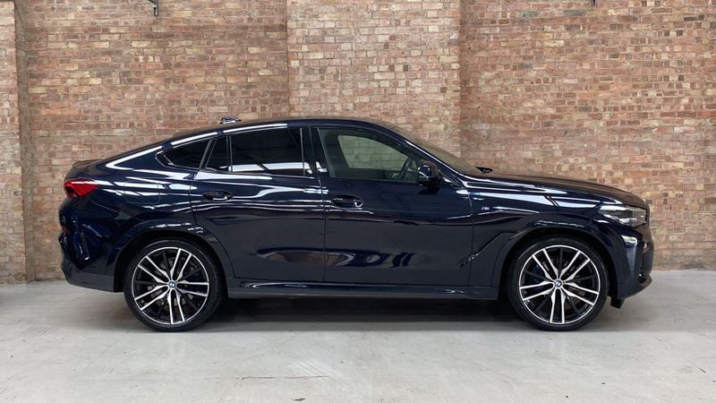 Used BMW X6 M Sport 282 HP (207 kW) 2021 Black SUV