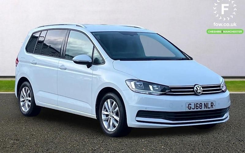 Used VW Touran SE 116 HP (85 kW) 2018 White MPV