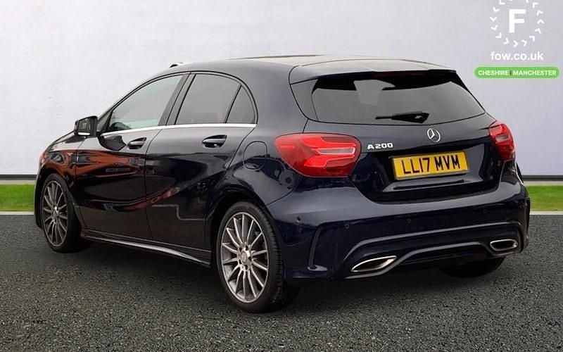 Used Mercedes A200 AMG Line Premium 156 HP (114 kW) 2017 Blue Hatchback