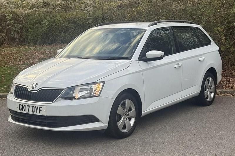 White Used 2017 Skoda Fabia SE Estate | £6,200 (Good price) - Image 1/1