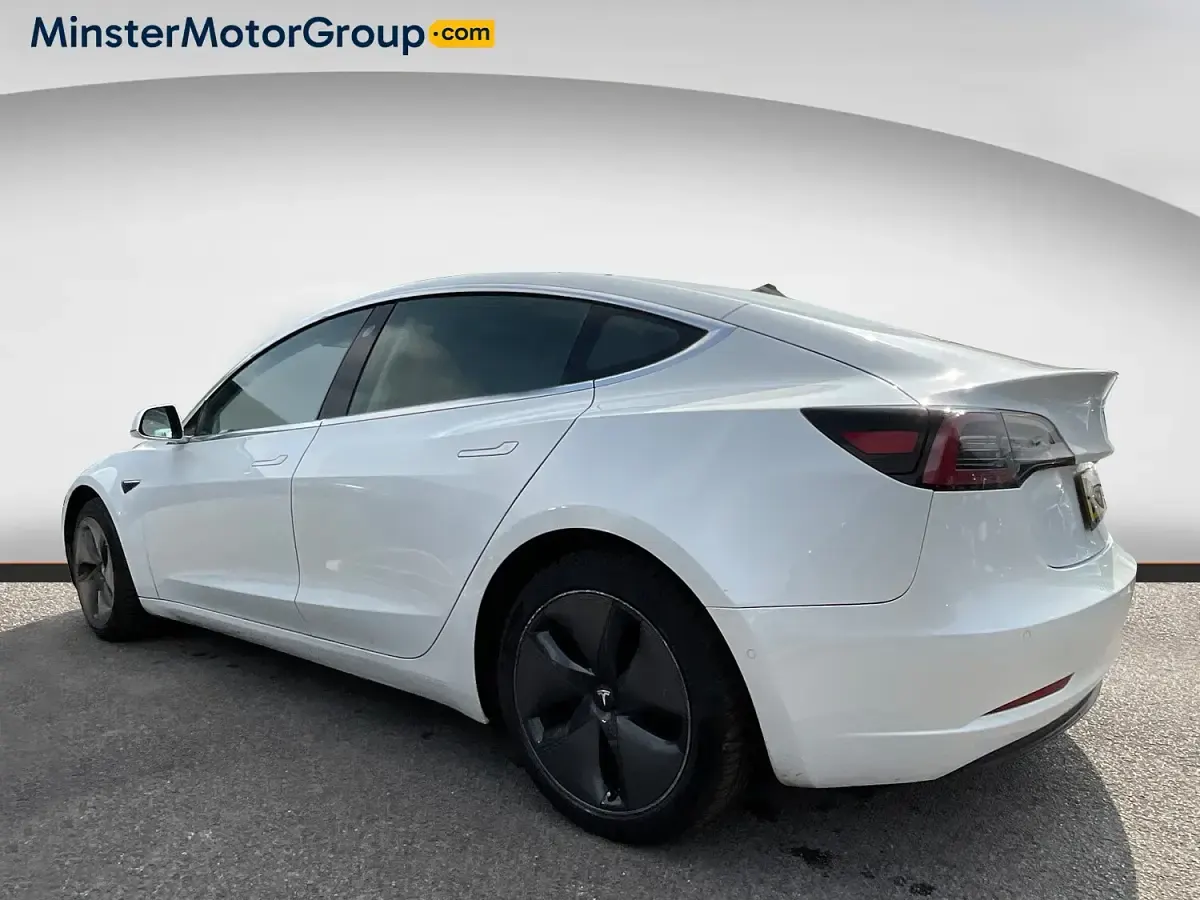 Used Tesla Model 3 Long Range AWD 366 kW (498 HP) 2020 White Sedan