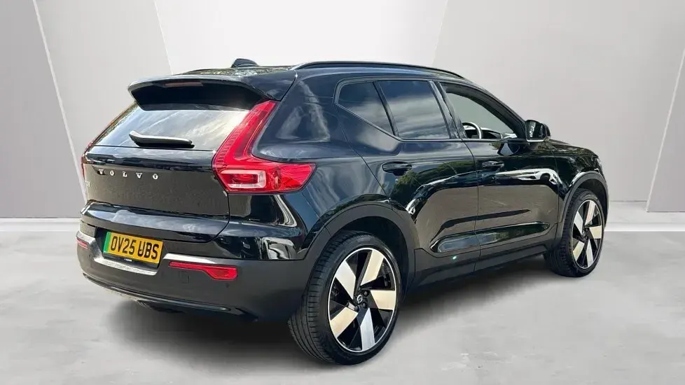 Used Volvo EX40 Plus 185 kW (252 HP) 2025 Black SUV