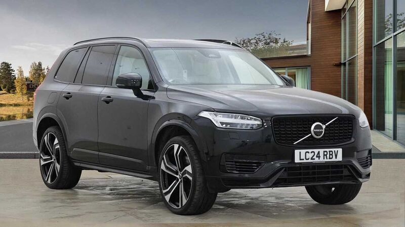 Used 2024 Volvo XC90 Ultimate SUV | £54,495 (A bit pricey) - Image 1/4
