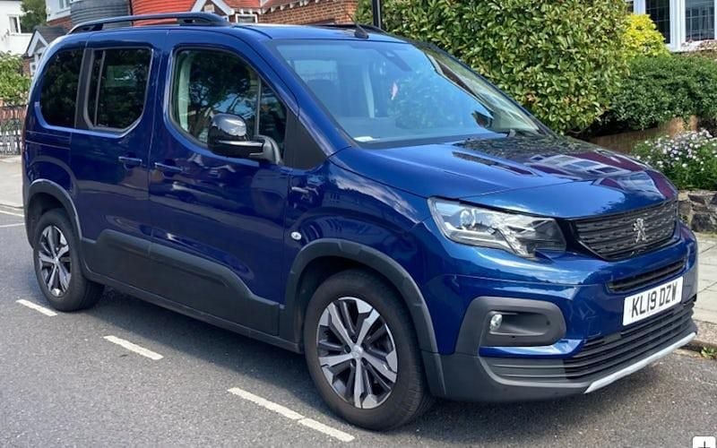 Blue Used 2018 Peugeot Rifter GT-line MPV | £14,995 (Fair price) - Image 1/1