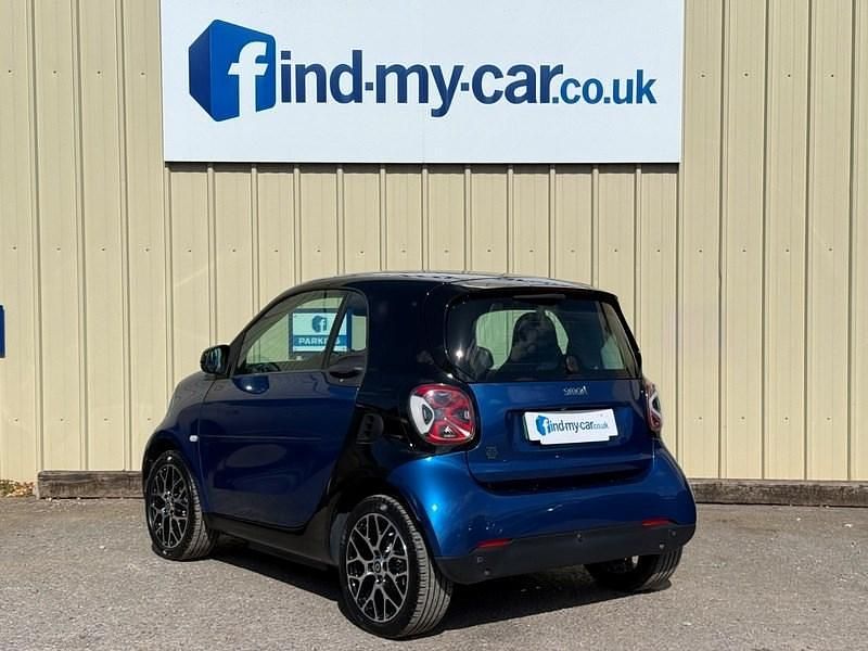 Used Smart ForTwo Electric Drive Exclusive 22 kW (30 HP) 2021 Blue/black Coupe