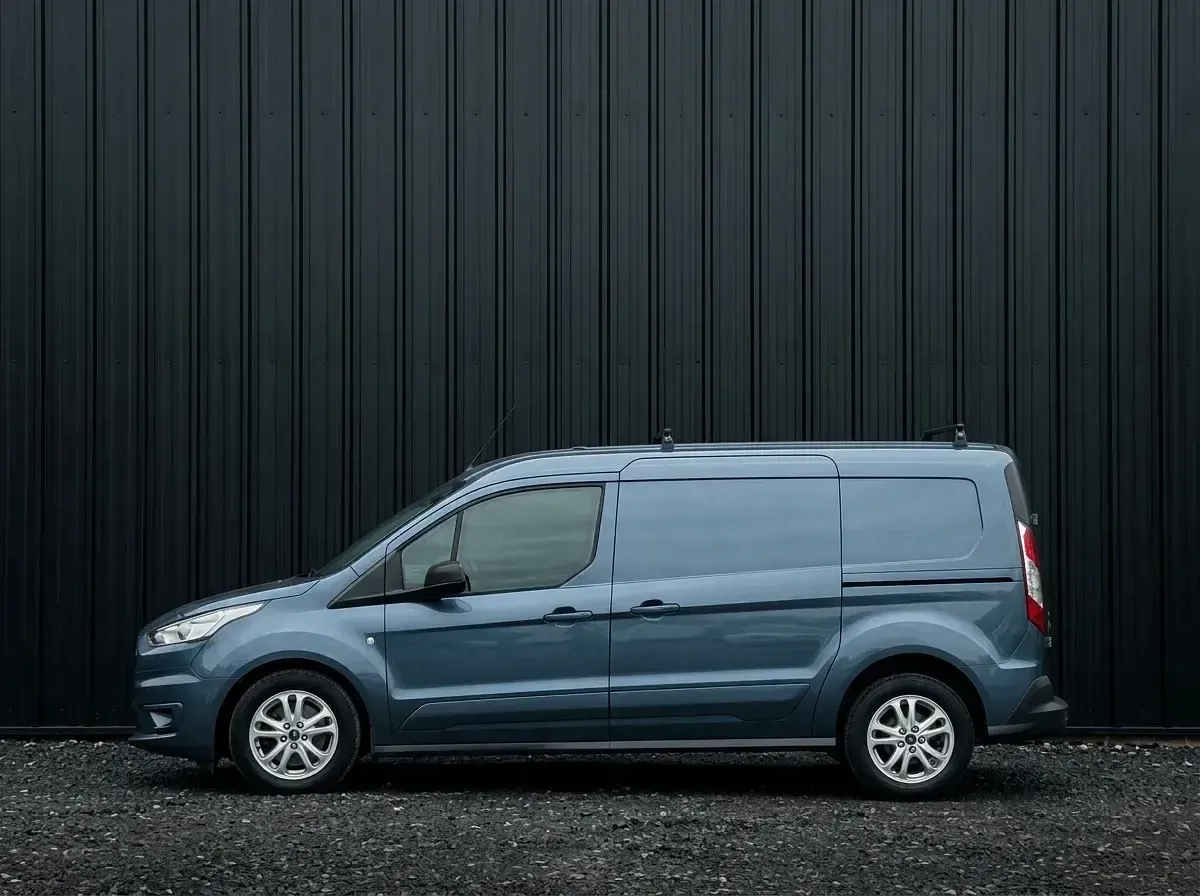 Used Ford Transit Limited 120 HP (88 kW) 2019 Blue Van