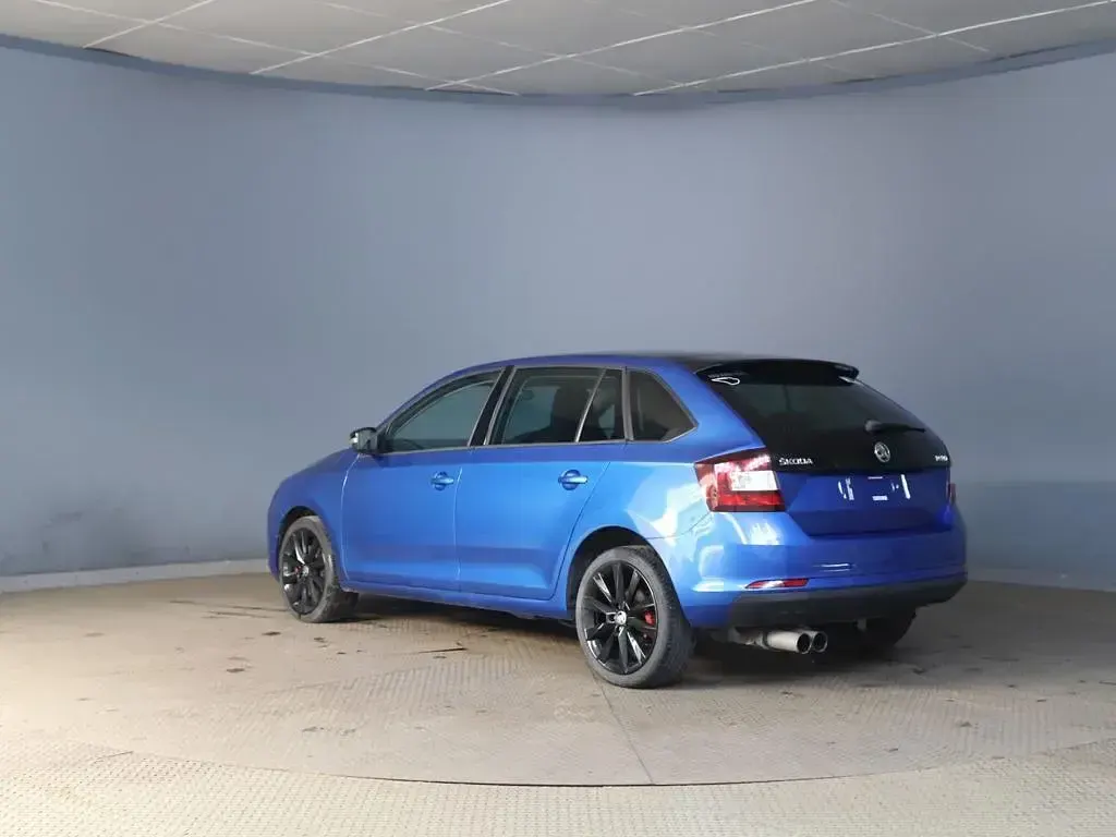 Used Skoda Rapid 2017 Blue Hatchback