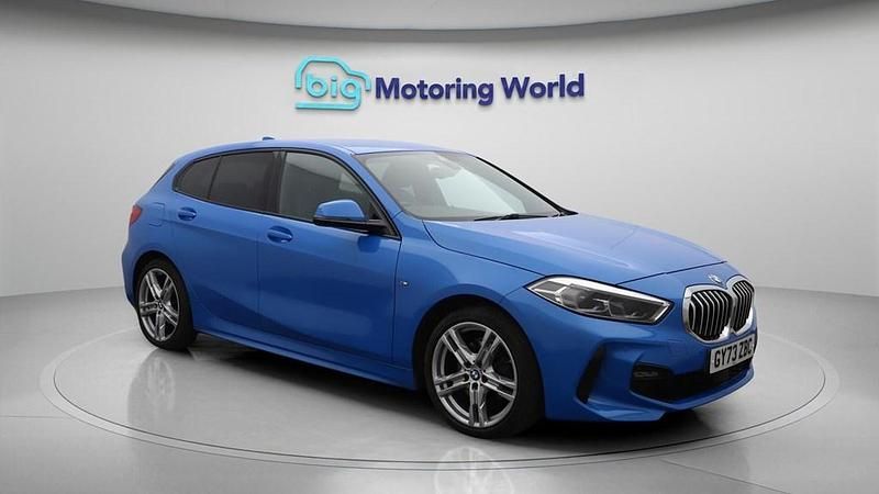 Used BMW 118 M Sport 136 HP (100 kW) 2023 Blue Hatchback