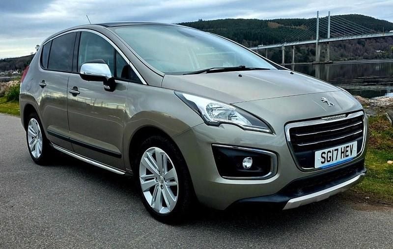 Used Peugeot 3008 Allure 120 HP (88 kW) 2017 Grey SUV