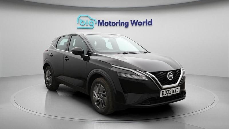 Used Nissan Qashqai Acenta Premium 158 HP (116 kW) 2022 Black SUV