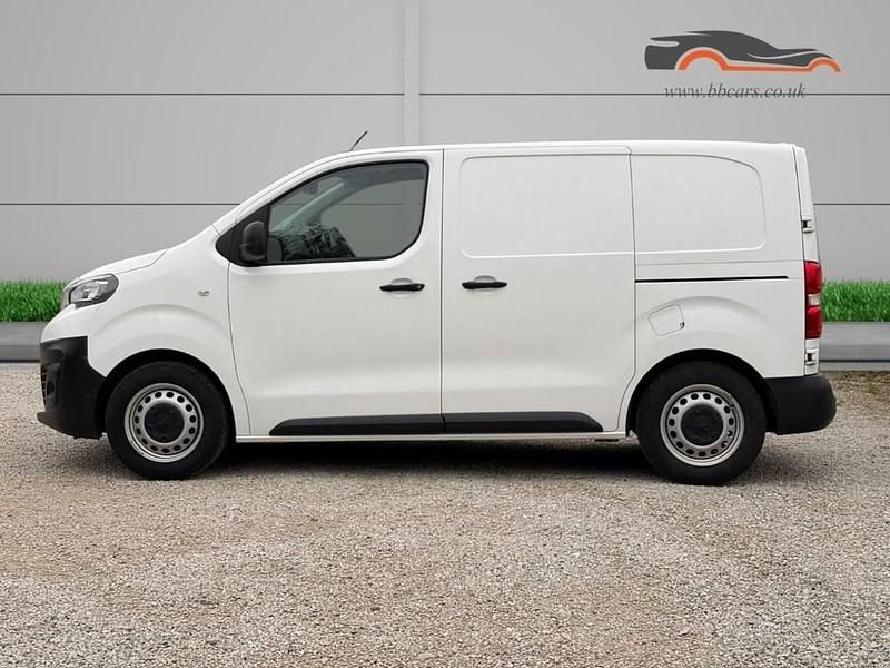 Używany Peugeot Expert 2021 Biały Van