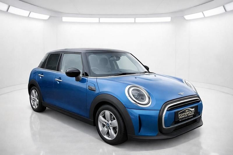 Used Mini Cooper Classic 2024 Blue Hatchback