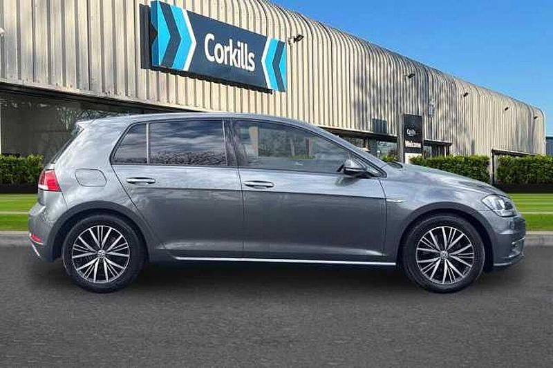 Used VW Golf VII 130 HP (95 kW) 2018