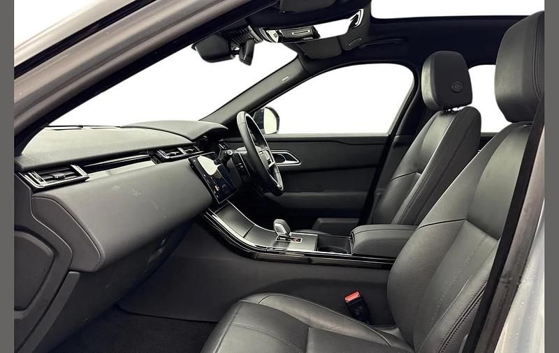 Used Land Rover Range Rover Velar SE Dynamic 296 HP (217 kW) 2023 Silver SUV