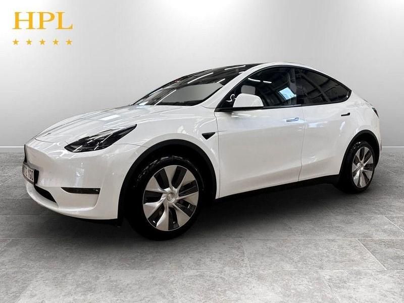 Begagnad Tesla Model Y Long Range AWD 378 kW (514 HK) 2022 Vit SUV