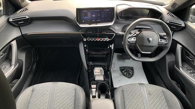 Used Peugeot e-2008 Allure 98 kW (134 HP) 2024 Grey SUV