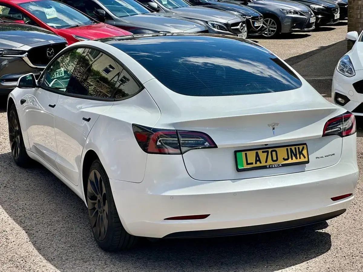 Used Tesla Model 3 Long Range AWD 366 kW (498 HP) 2021 White Sedan
