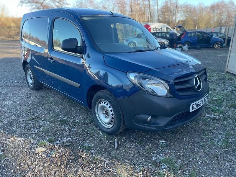 Blue Used 2019 Mercedes Citan 109 | £4,499 (Good price) - Image 1/4
