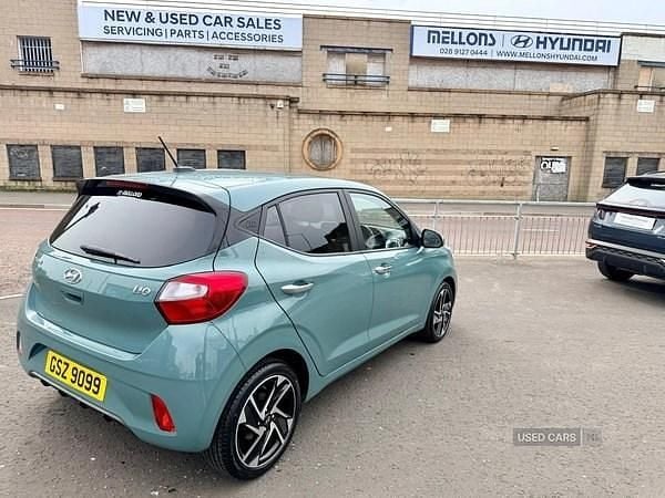 Used Hyundai i10 Premium 84 HP (61 kW) 2023 Green Hatchback