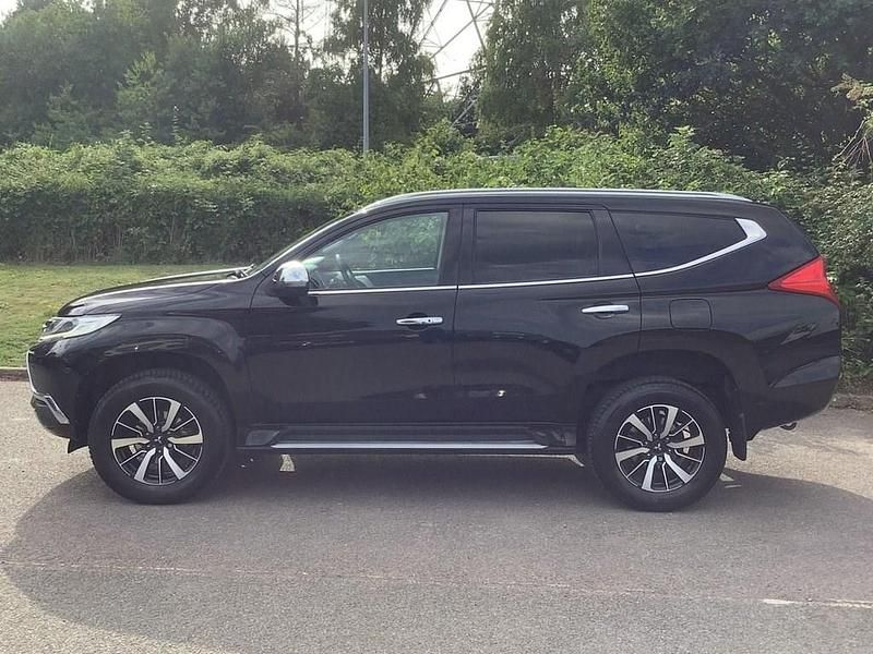 Used Mitsubishi Shogun 181 HP (133 kW) 2021 Black SUV