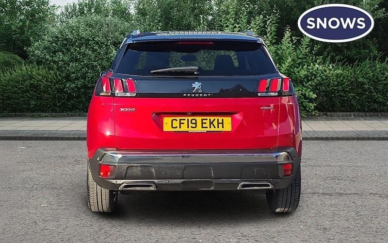 Used Peugeot 3008 Premium 131 HP (96 kW) 2019 Red SUV