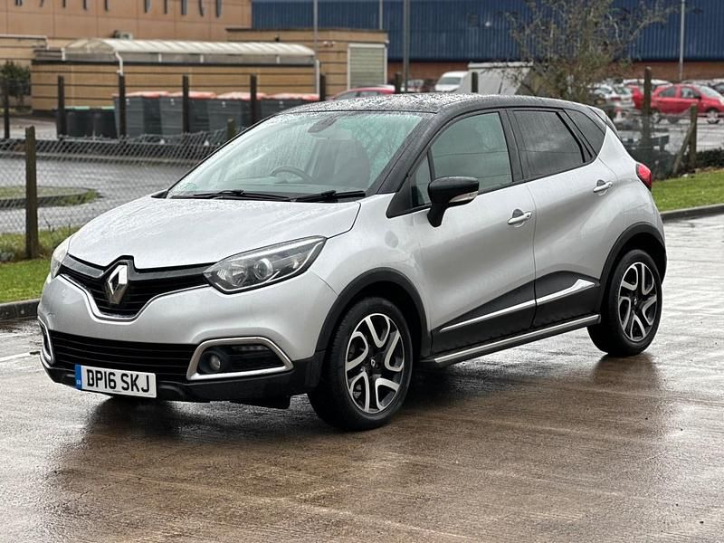Used Renault Captur Dynamique 2016 Silver SUV