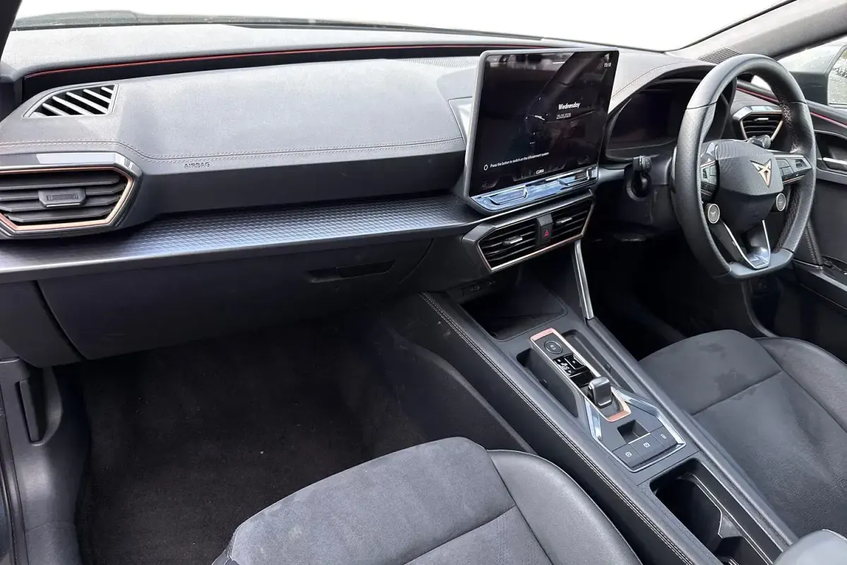 Used Cupra Leon 150 HP (110 kW) 2025 Grey Estate