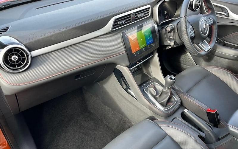 Used MG ZS Exclusive 111 HP (81 kW) 2024 Orange SUV