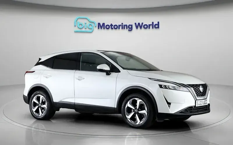 Used Nissan Qashqai N-Connecta 140 HP (102 kW) 2023 White SUV