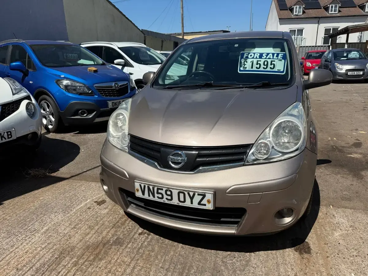 Used Nissan Note N-TEC 86 HP (63 kW) 2009 Beige Hatchback