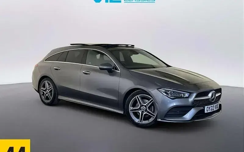 Used Mercedes CLA180 Shooting Brake AMG line 136 HP (100 kW) 2022 Estate