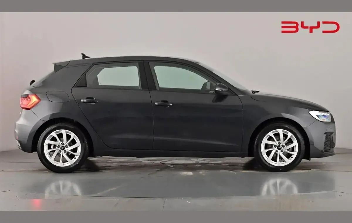 Used Audi A1 Sport 108 HP (79 kW) 2022 Grey SUV