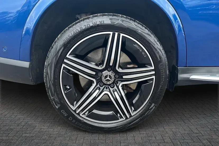 Used Mercedes GLC300 AMG line 309 HP (227 kW) 2023 Spectral blue SUV