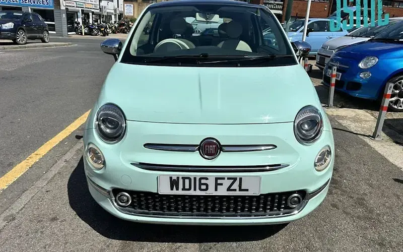 Used Fiat 500 Lounge 69 HP (50 kW) 2019 Hatchback