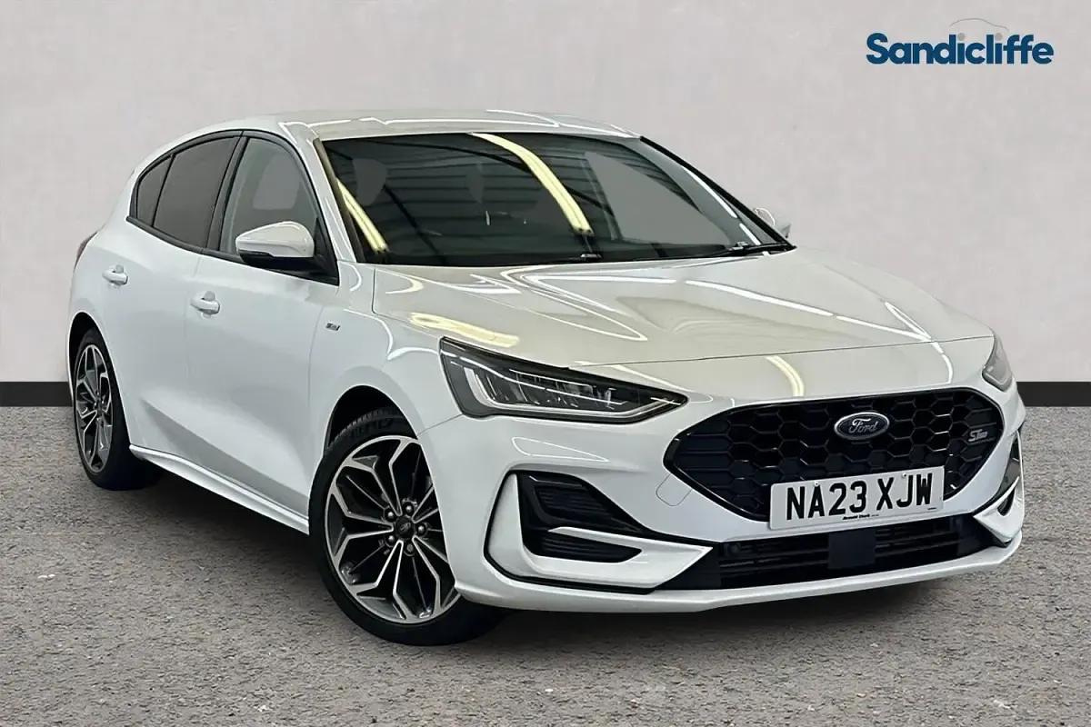Second-hand Ford Focus ST-Line X 155 CP (114 kW) 2023 Hatchback