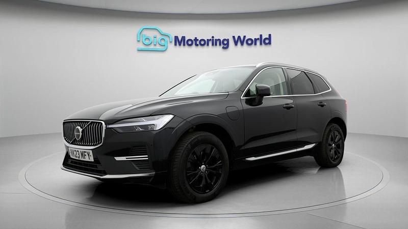 Used Volvo XC60 Core 2023 Black SUV