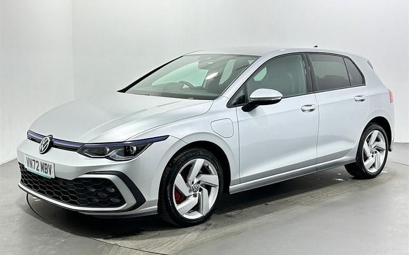 Second-hand VW Golf VIII GTE 245 CP (180 kW) 2024 Hatchback