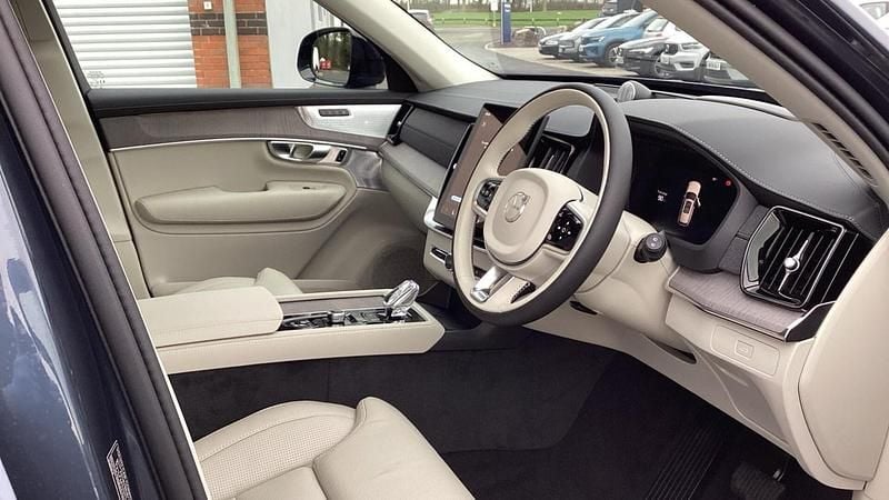 New Volvo XC90 Ultra 247 HP (181 kW) 2026 Blue SUV