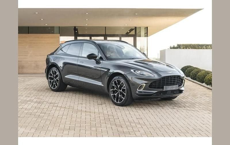 Used Aston Martin DBX 550 HP (404 kW) 2020 Grey SUV