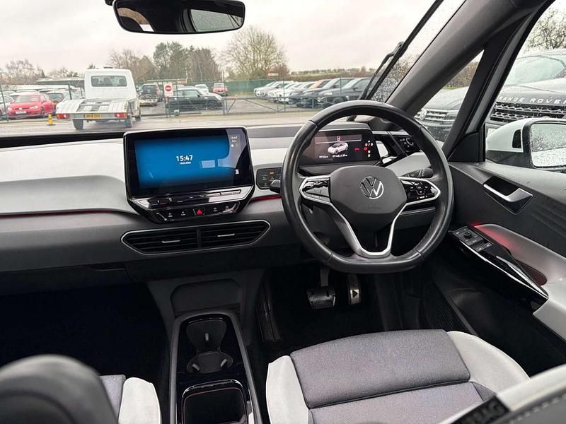 Used VW ID.3 Pro Performance 150 kW (204 HP) 2021 White Hatchback