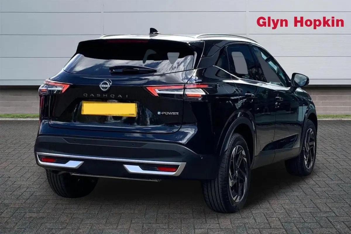 New Nissan Qashqai N-Connecta 190 HP (139 kW) 2026 Black SUV