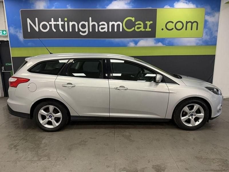 Used Ford Focus Zetec 115 HP (84 kW) 2014 Silver Estate