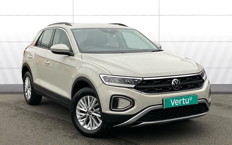 Used 2024 VW T-Roc Life SUV | £19,112 (Fair price) - Image 1/4