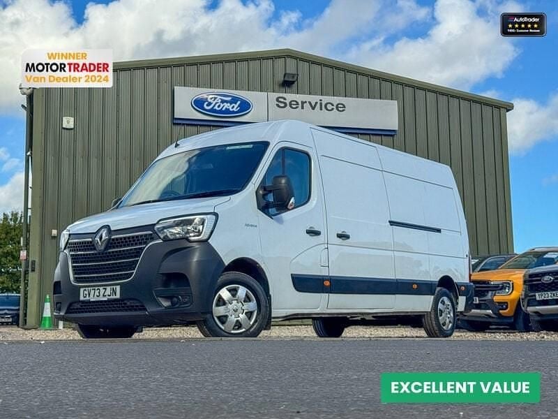 White Used 2023 Renault Master Van | £19,994 (Fair price) - Image 1/4