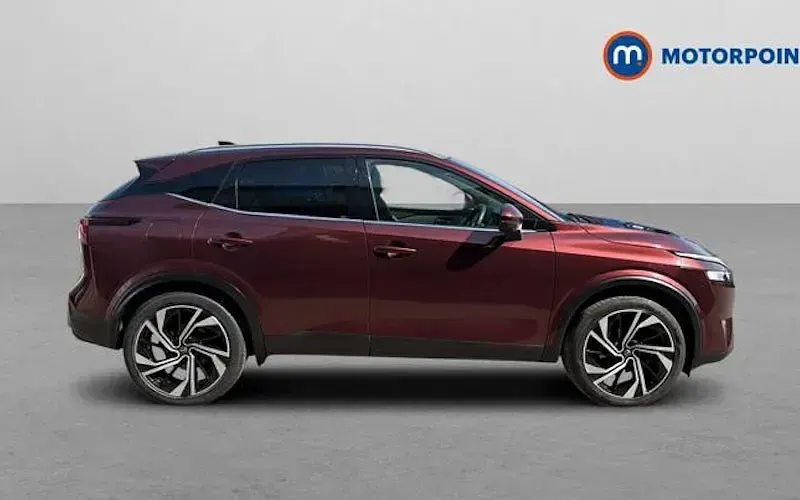 Used Nissan Qashqai Tekna+ 158 HP (116 kW) 2022 Red SUV