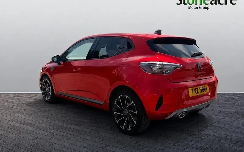 Used Renault Clio Esprit Alpine 90 HP (66 kW) 2024 Red Hatchback