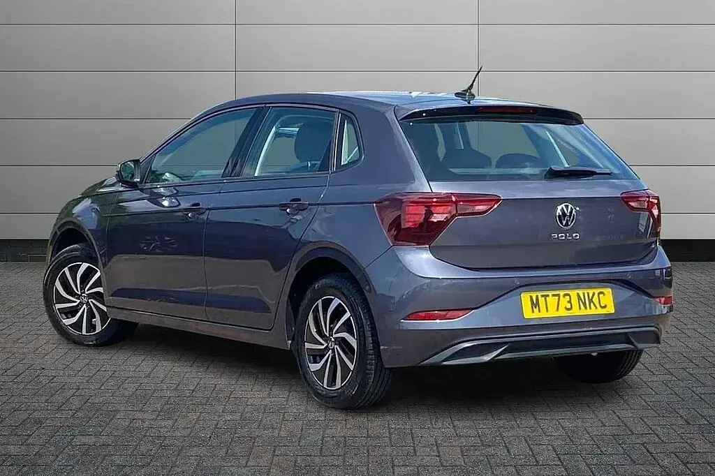 Used VW Polo Life 95 HP (69 kW) 2023 Grey Hatchback